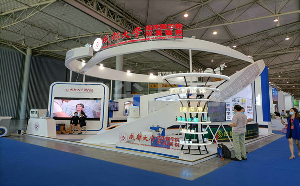 鼎尖展覽分析會展設(shè)計室內(nèi)設(shè)計，陳列設(shè)計有哪些不同點(diǎn)